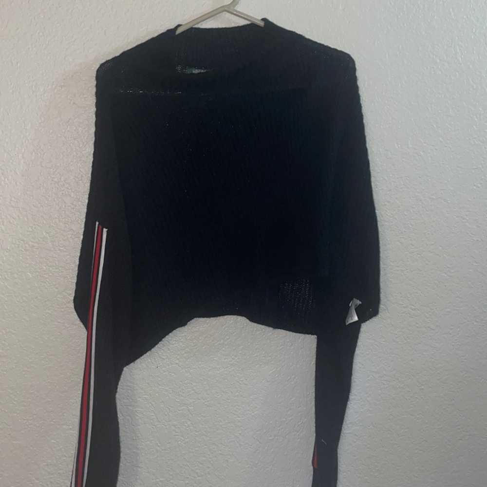 Black small mesh sweater